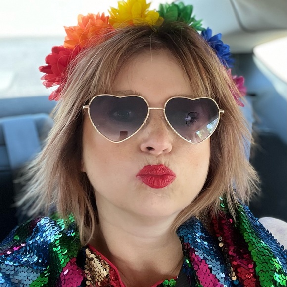 🌈 Meet Your Posher🌈 - Picture 7 of 16